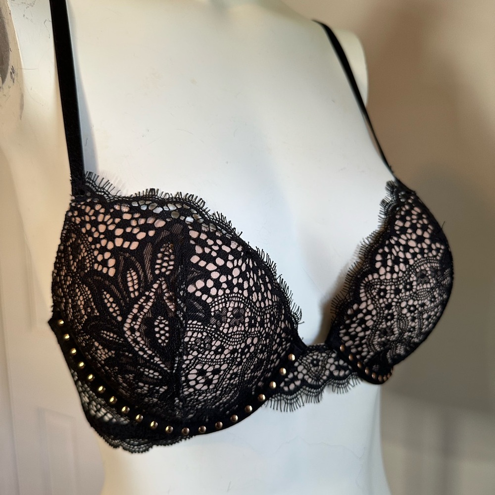 Victoria Secret Very Sexy Push-up Bra 34C 🔥🔥🔥